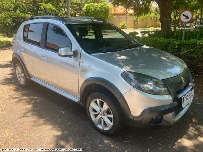 Renault SANDERO STEPWAY AUTOMTICO 2013/2013